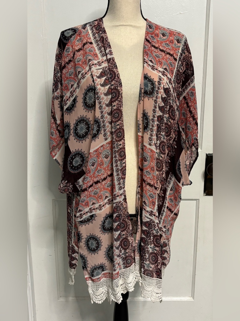 Vanity floral kimono with coral and teal paisley print
